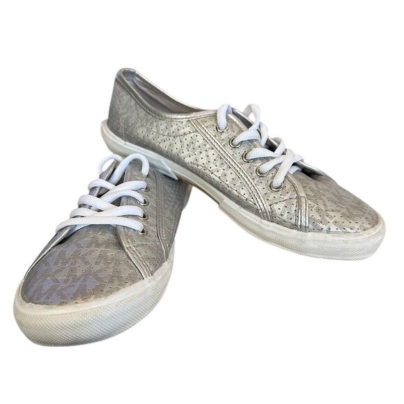 Michael Kors Kids Silver Lace-Up Sneakers Size US 3 EU 34 Casual - Picture 1 of 10
